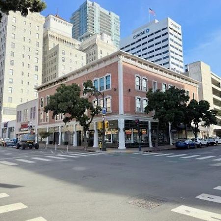 The Beau Hotel Downtown San Diego Gaslamp Quarter Exterior photo