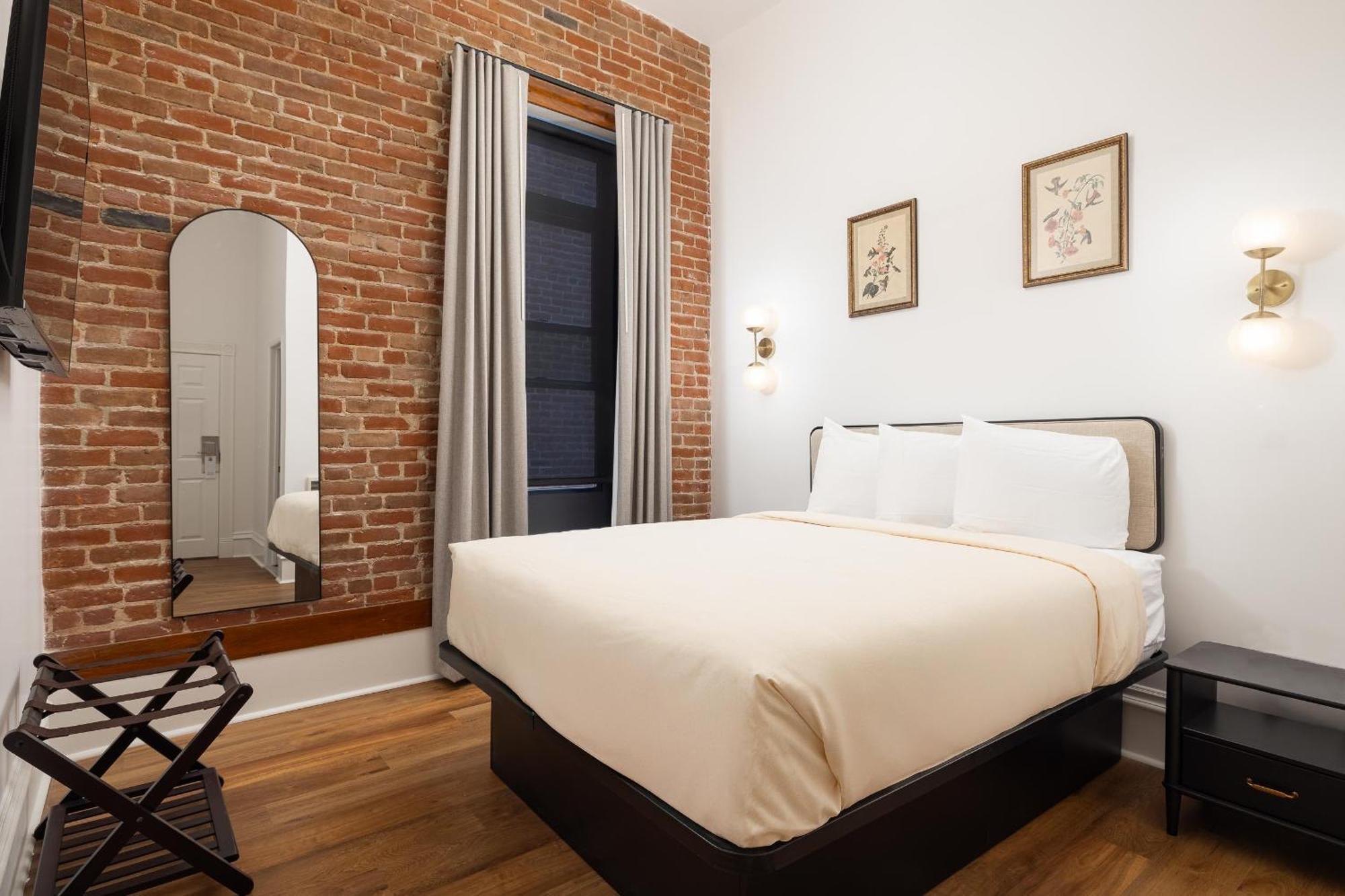 The Beau Hotel Downtown San Diego Gaslamp Quarter Exterior photo